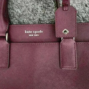 Kate Spade Maroon Cameron with COA‎